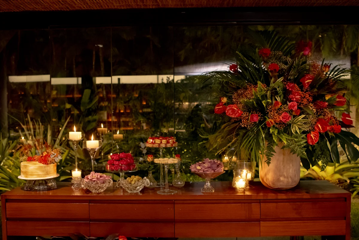 Mesa de doces — Jantar privado na Casa Tua